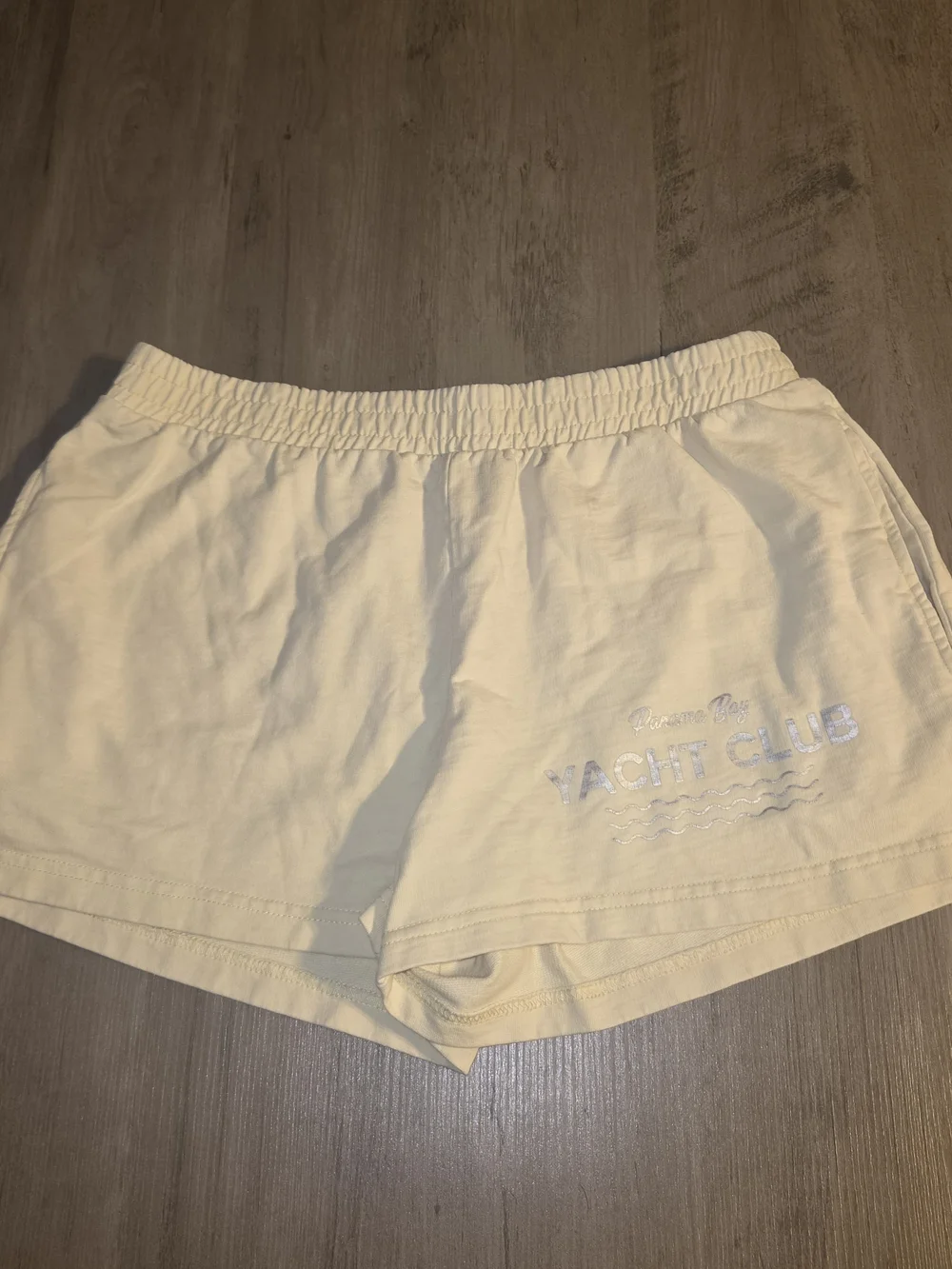 Forever 21 Cream Yacht Club Athletic Lounge Shorts